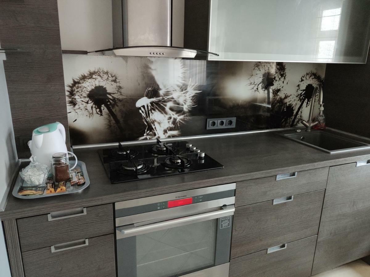 Nikoletos Apartamentai ปาเนเวชิส ภายนอก รูปภาพ